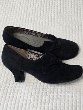 Hotter Black Suede Bow Detail Retro Heeled Pumps